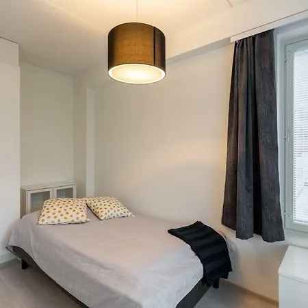 Local Nordic - Elegant Elk * Jyväskylä